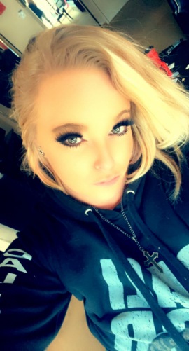 Curvy Model Las Vegas | Cassidy R - Curvy Blonde 
