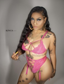 Tattoo Model Las Vegas | Monique B - Curvy Brunette 